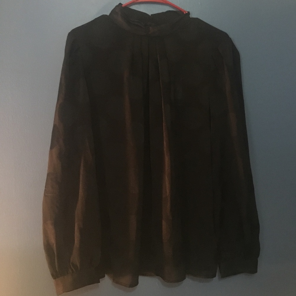 NWT Black polka-dot blouse